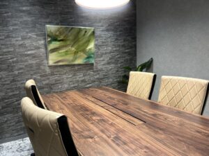 オフィス会議室⑥オーダーアート